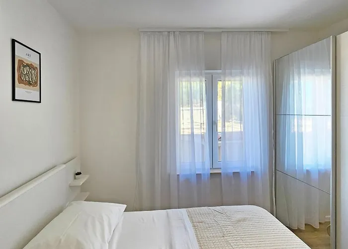 Emilija Apartman Makarska