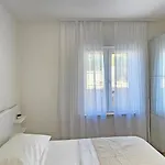 Emilija Appartement Makarska