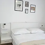 Appartement Emilija Makarska