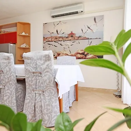 Emilija Макарска