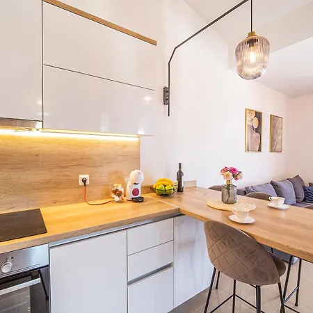 Apartament Emilija *