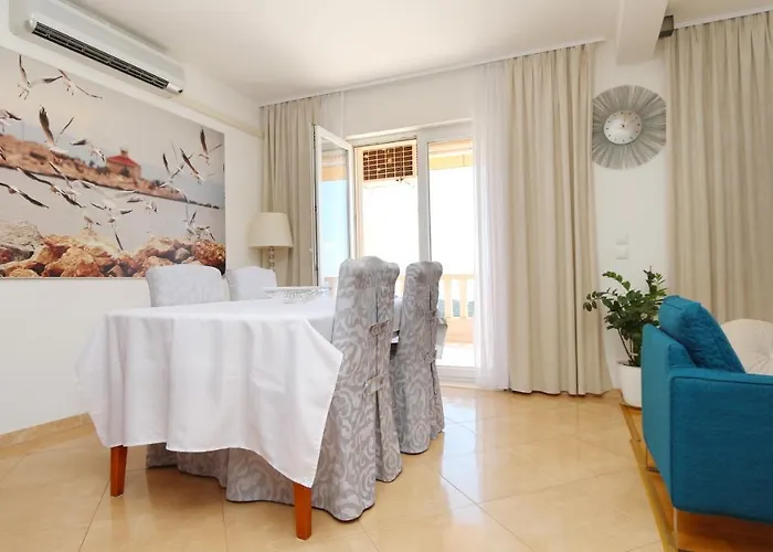 Apartment Emilija Makarska