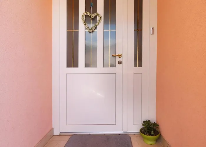 Emilija Apartment Makarska